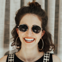 gillian-headshot